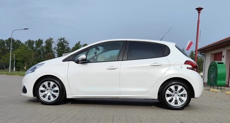 Peugeot 208 cena 28900 przebieg: 92912, rok produkcji 2015 z Gniezno małe 254